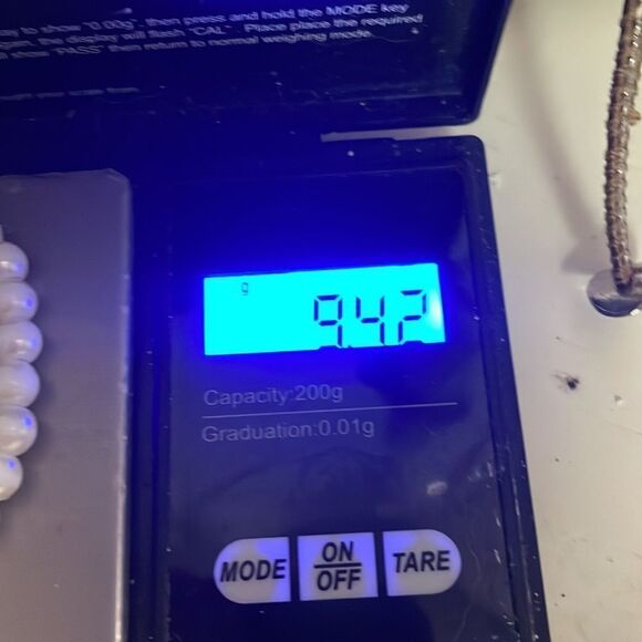 3.5” white agate colored beaded stackable stretch bracelet - Picture 8 of 8